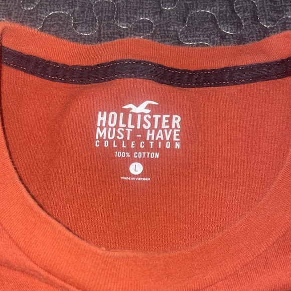 Hollister Must Have Collection - Picture 3 of 4